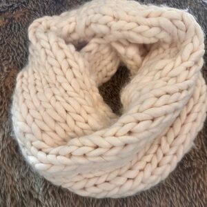 Forever 21 Soft Chunky Knit Infinity Scarf in Cream